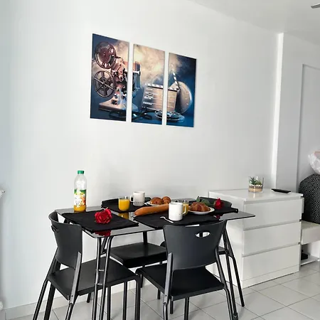 Apartament Centre - Ideal Vacance Et Congres
